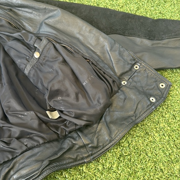 Vintage Wilson’s Leather Jacket - Picture 6 of 12